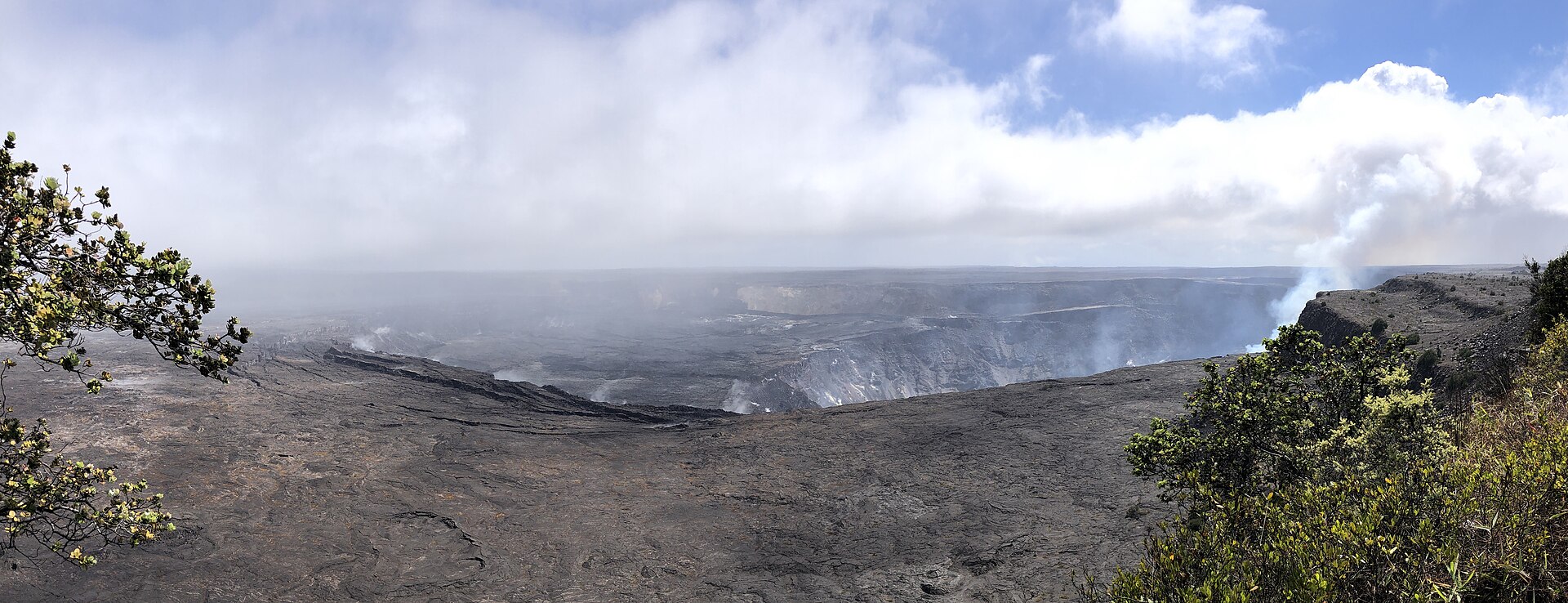 Crater Rim Trail (Hawaii Volcanoes)